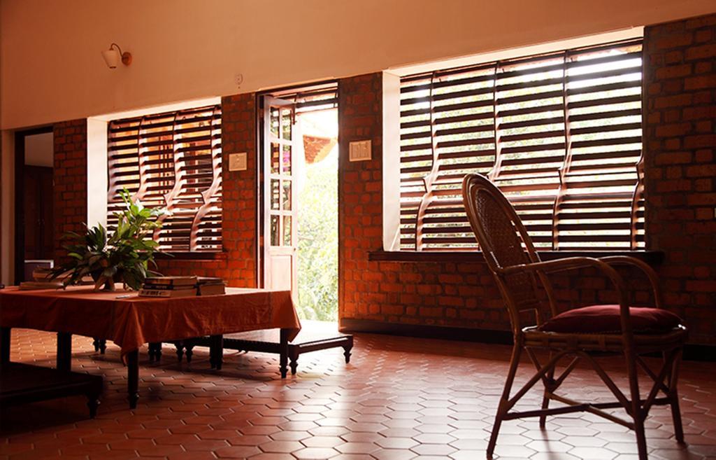 Amrutham Ayurvedic Village Resort Kovalam Chambre photo
